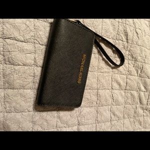 Micheal Kors black wristlet new